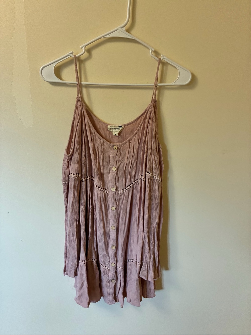 La Hearts Mauve Button-Front Spaghetti Strap Tank